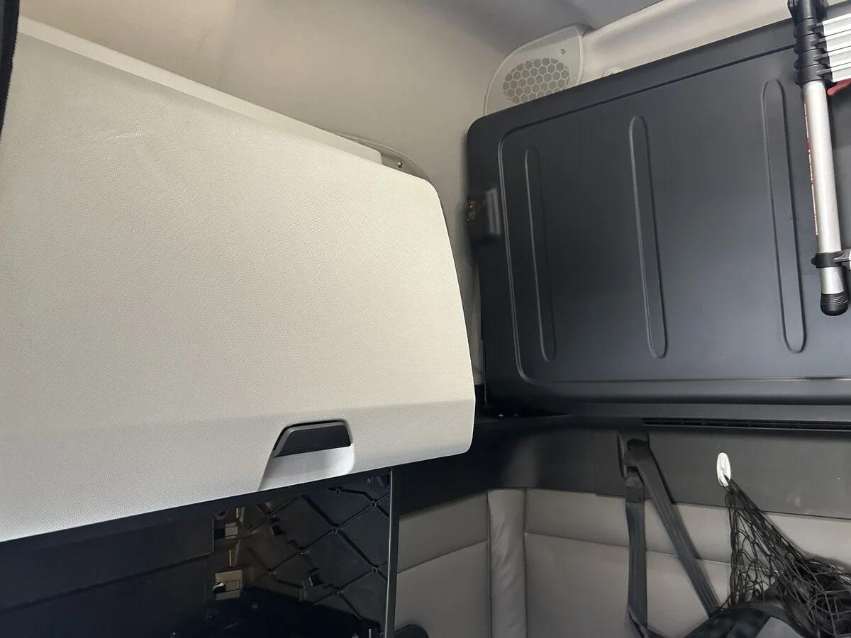 2022 Freightliner Cascadia in Knoxville, TN — photo 17