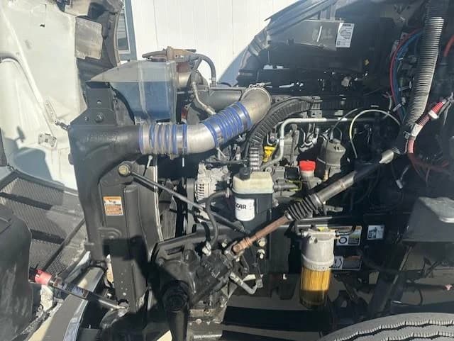 2020 Peterbilt 579 in Fontana, CA — photo 8