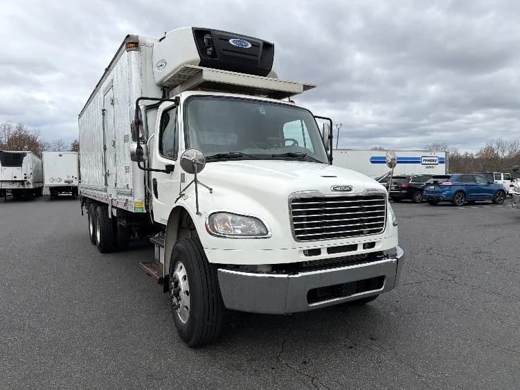 2019 Freightliner M2 106 in Chicopee, MA — photo 3