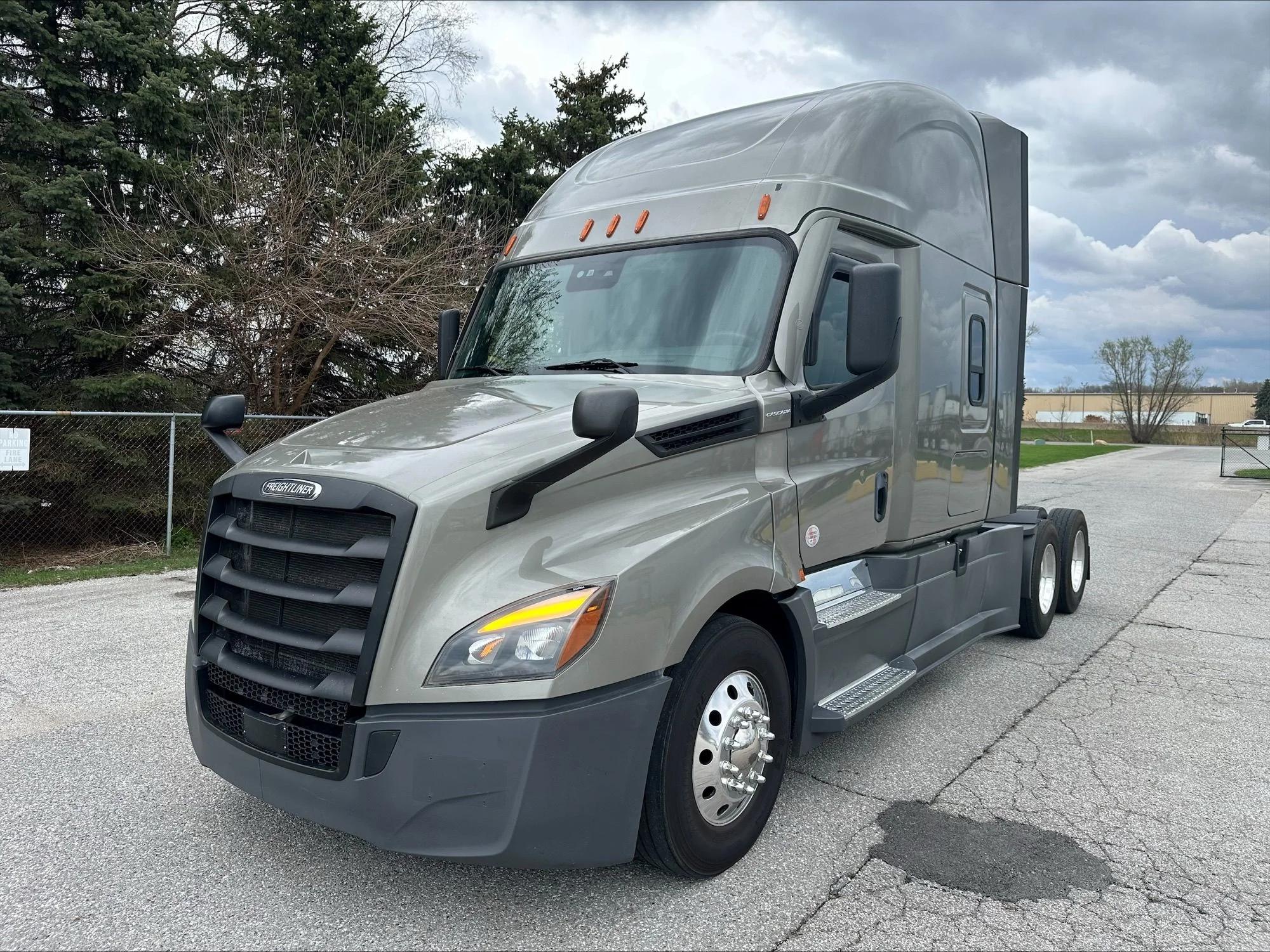 2023 Freightliner Cascadia