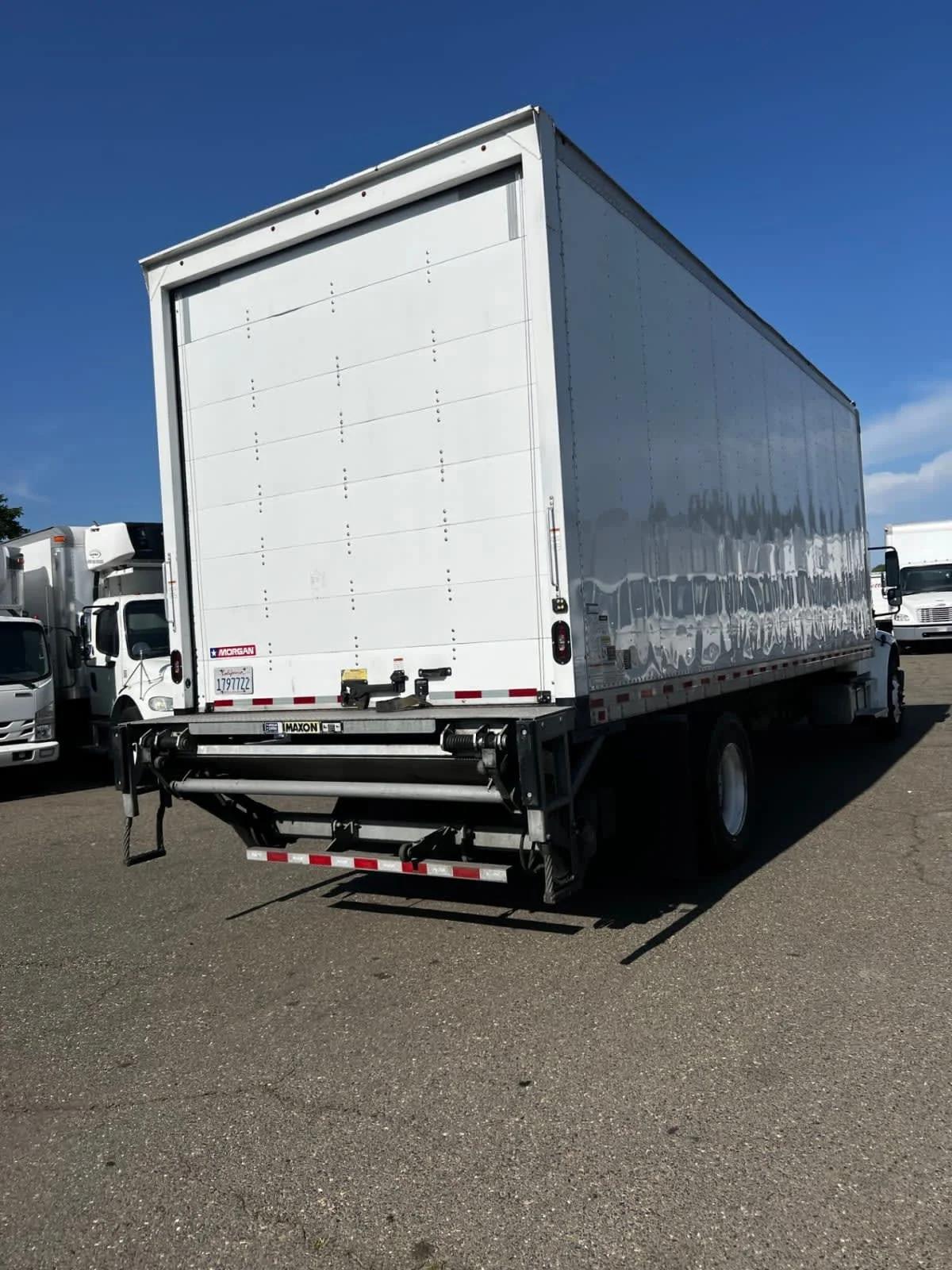 2021 Freightliner M2 106 in West Sacramento, CA — photo 4