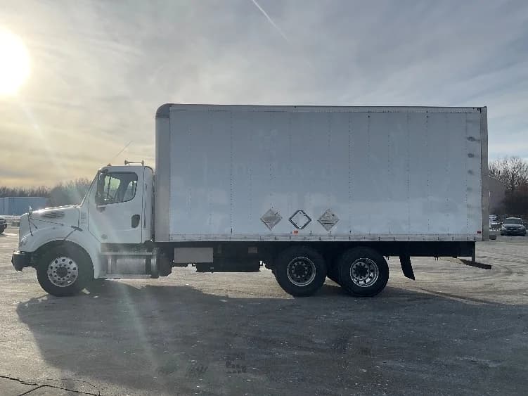 2020 Freightliner M2 112 in Youngstown, OH — photo 4