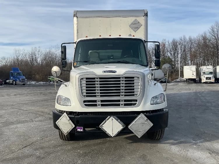 2020 Freightliner M2 112 in Youngstown, OH — photo 2