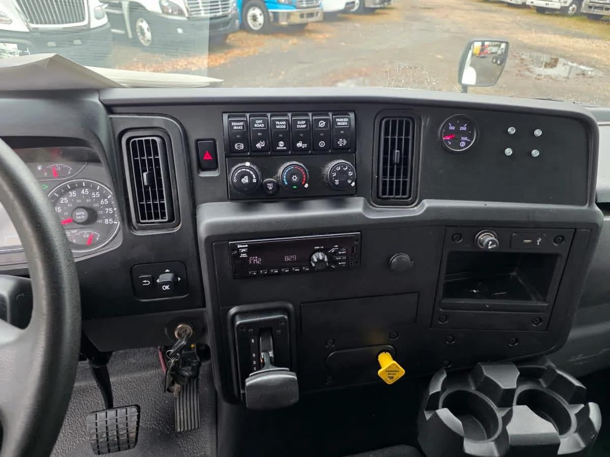 2020 International MV in Bensalem, PA — photo 15