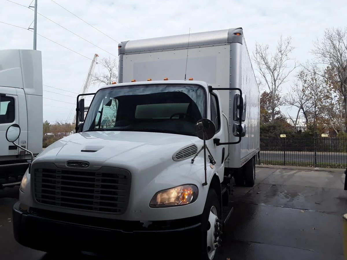 2019 Freightliner M2 106