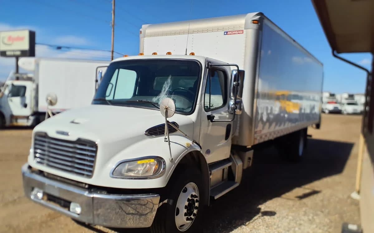 2019 Freightliner M2 106