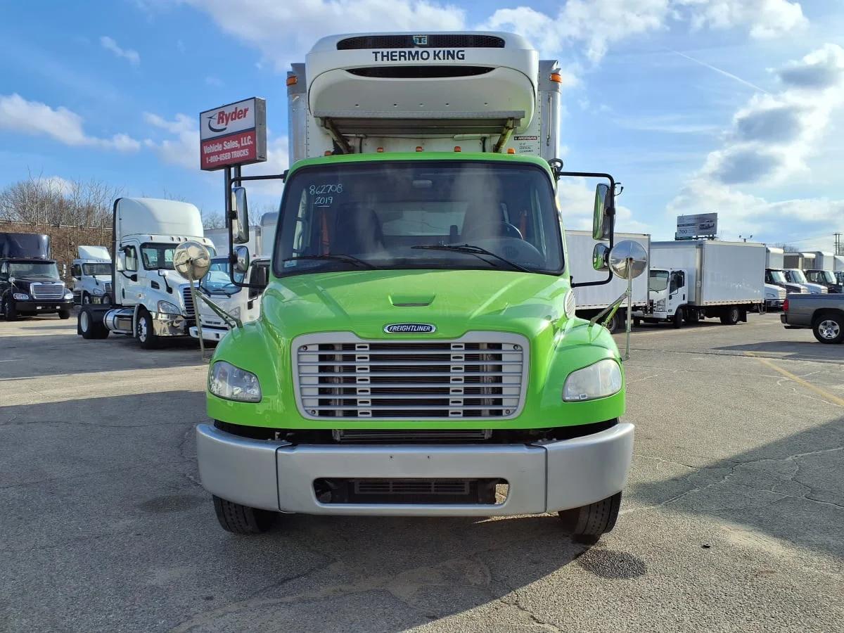 2019 Freightliner M2 106 in Warwick, RI — photo 2