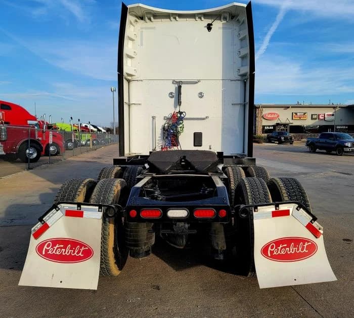 2024 Peterbilt 579 — photo 8