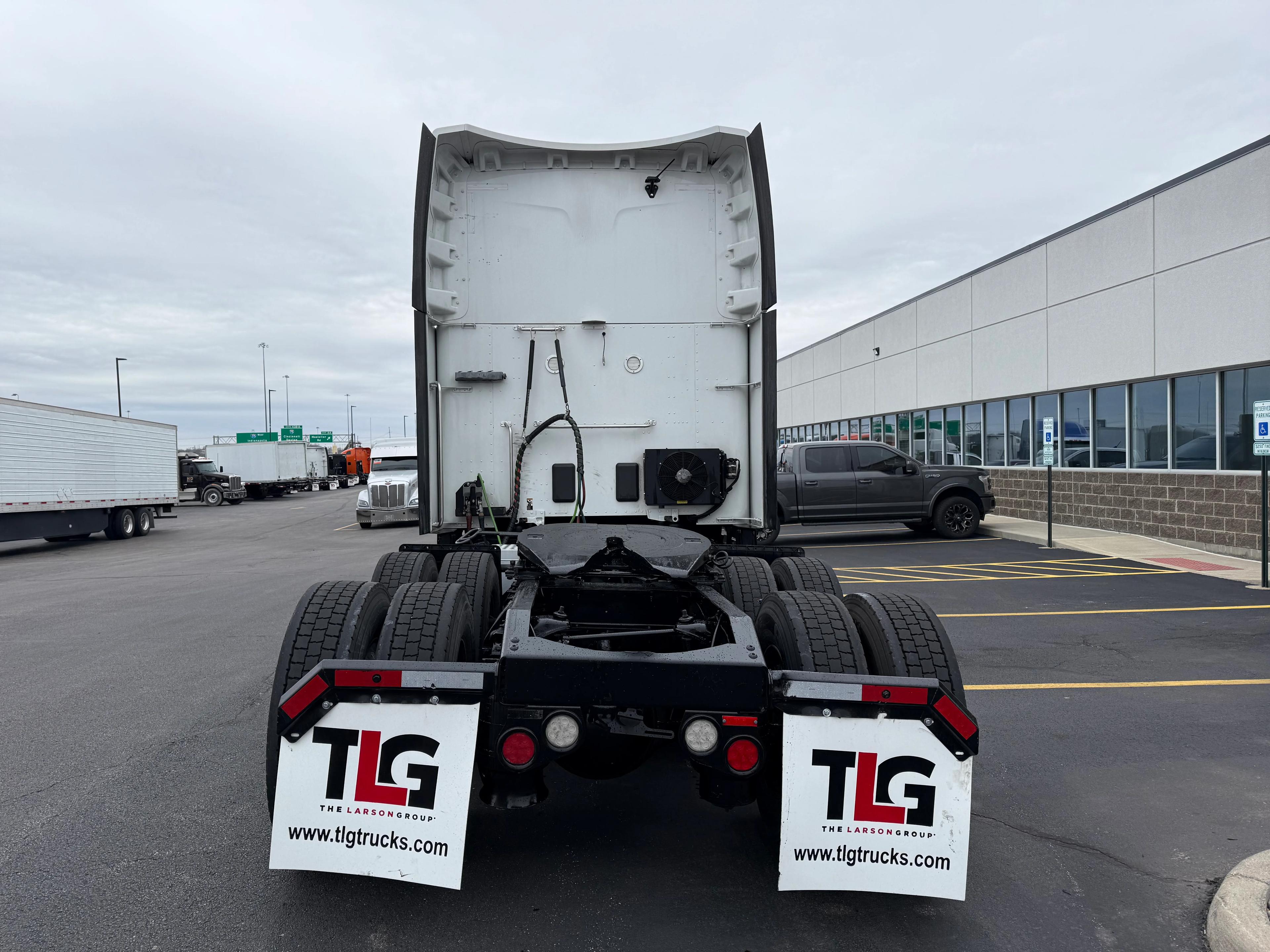 2020 Peterbilt 579 in Cincinnati, OH — photo 4
