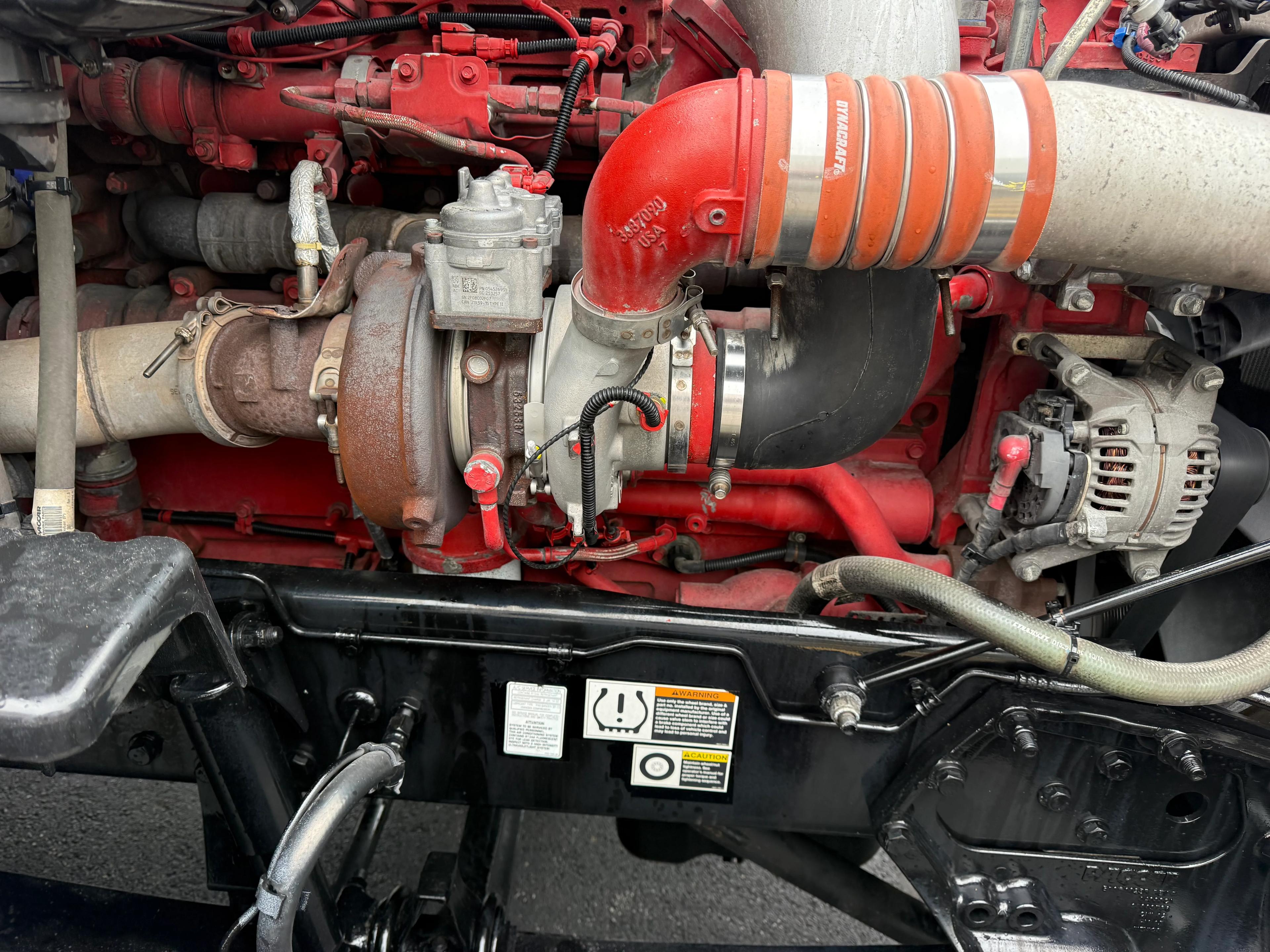 2020 Peterbilt 579 in Cincinnati, OH — photo 10