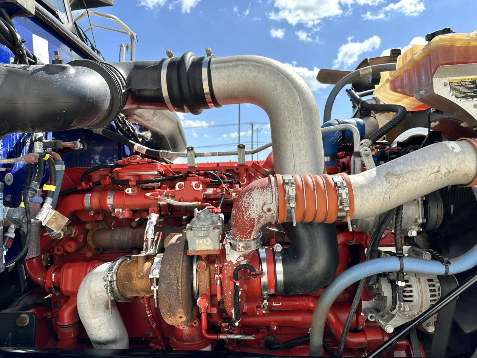 2019 Peterbilt 389 in Hutchins, TX — photo 12