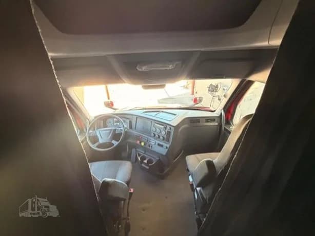 2023 Freightliner Cascadia in St. George, UT — photo 15