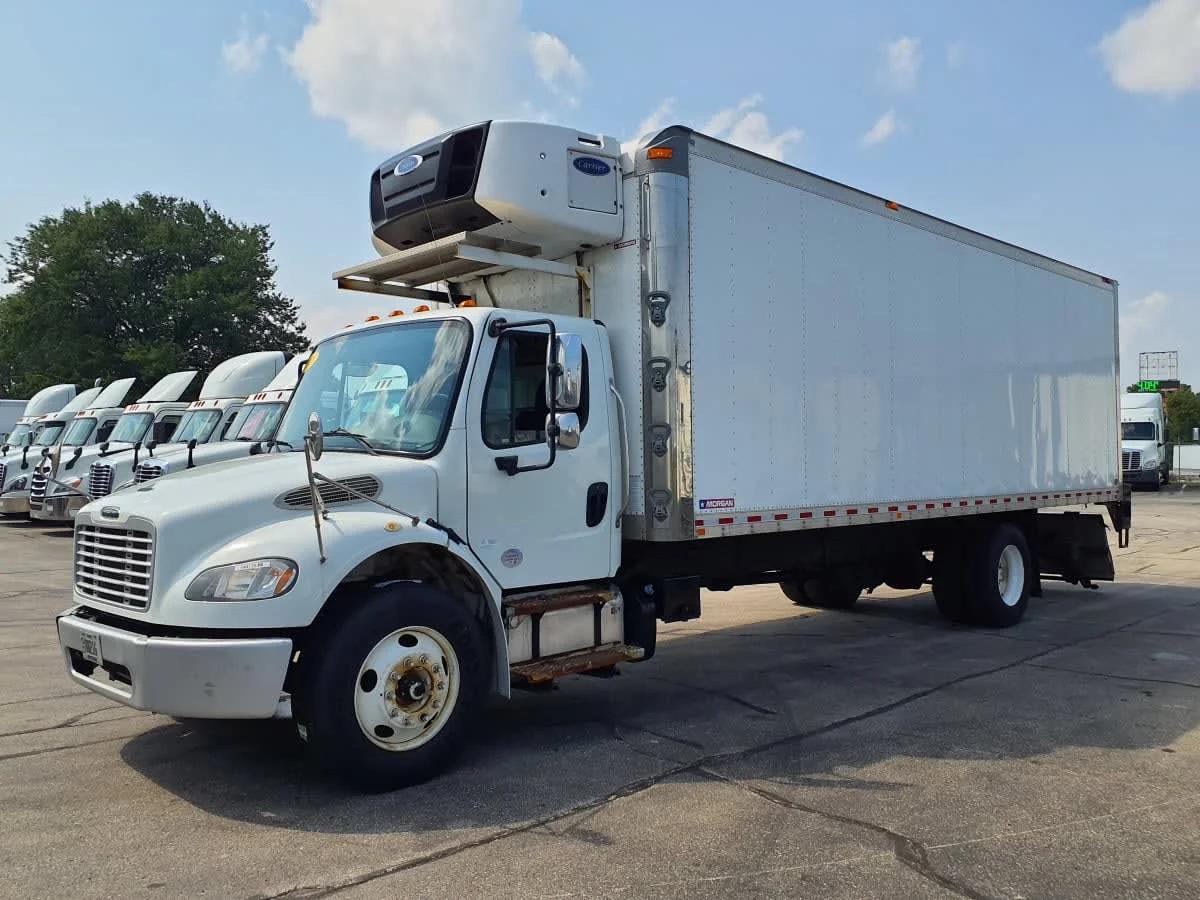 2018 Freightliner M2 106