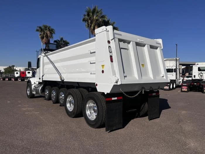 2026 Peterbilt 567 in Phoenix, AZ — photo 10