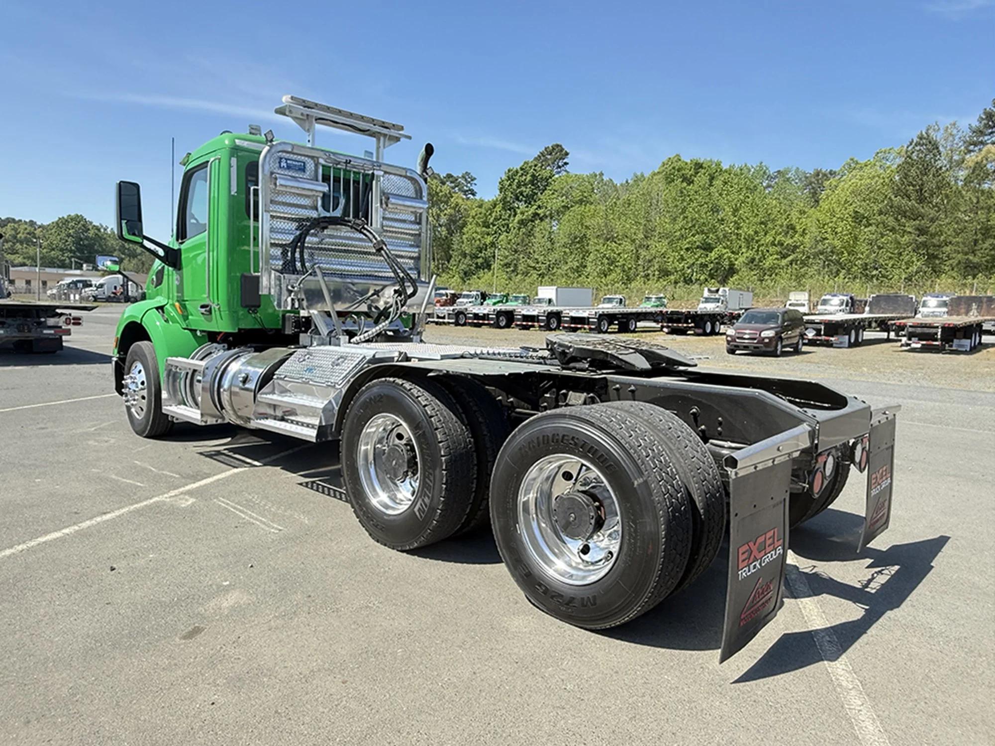 2020 Peterbilt 579 — photo 6