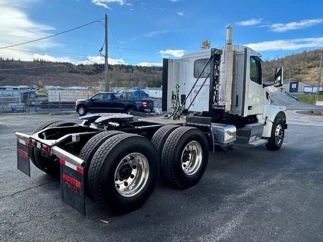 2025 Peterbilt 567 in CLEARFIELD, PA — photo 5