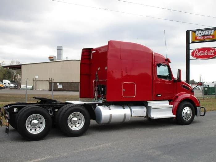2022 Peterbilt 579 in Mobile, AL — photo 8