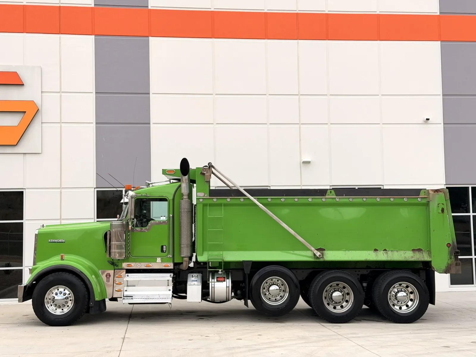 2019 Kenworth W900 in Greer, SC — photo 5