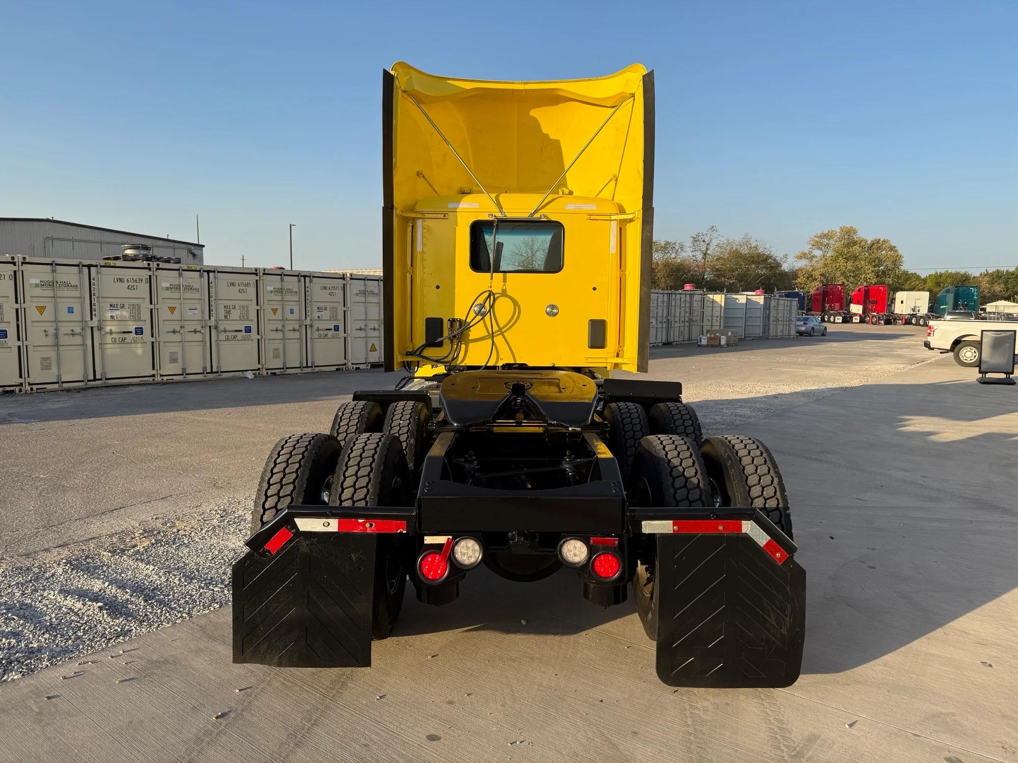 2021 Peterbilt 579 in Lowell, AR — photo 4