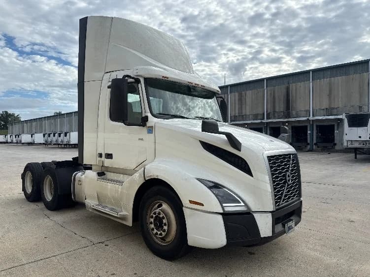 2020 Volvo VNL 300