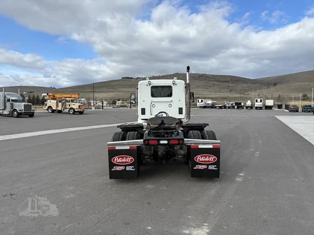 2024 Peterbilt 567 in Missoula, MT — photo 9