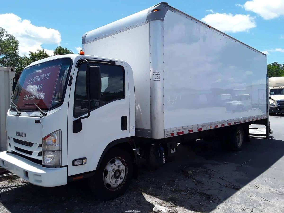 2019 Isuzu NRR