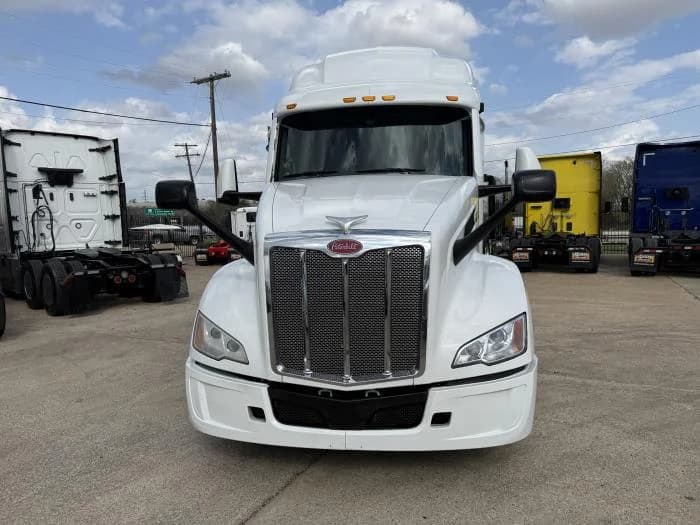 2024 Peterbilt 579 — photo 23