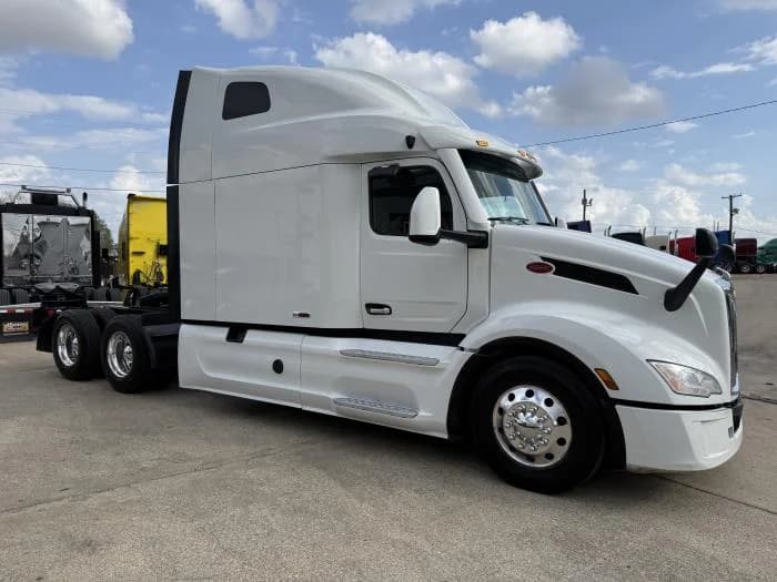 2024 Peterbilt 579 — photo 28