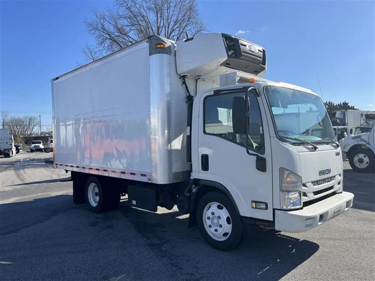 2019 Isuzu NQR in Beltsville, MD — photo 3