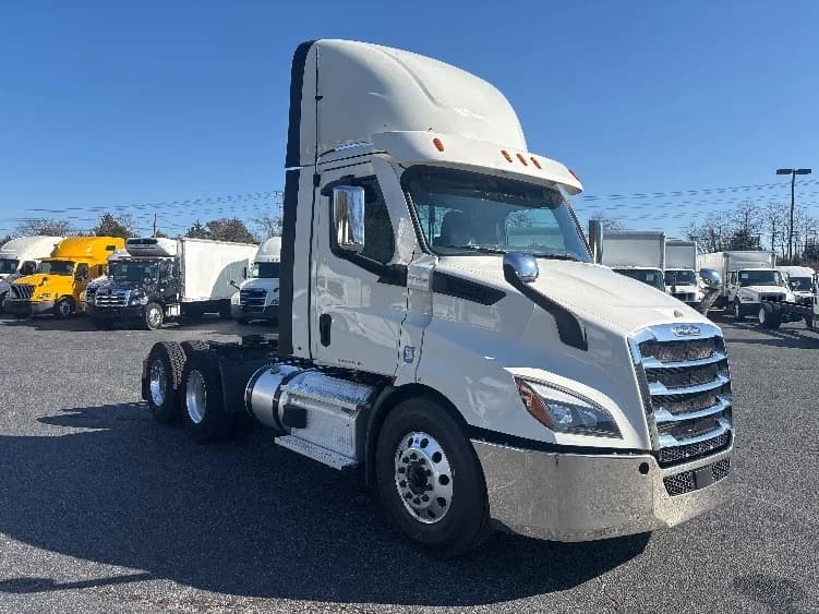 2021 Freightliner Cascadia in Concord, NC