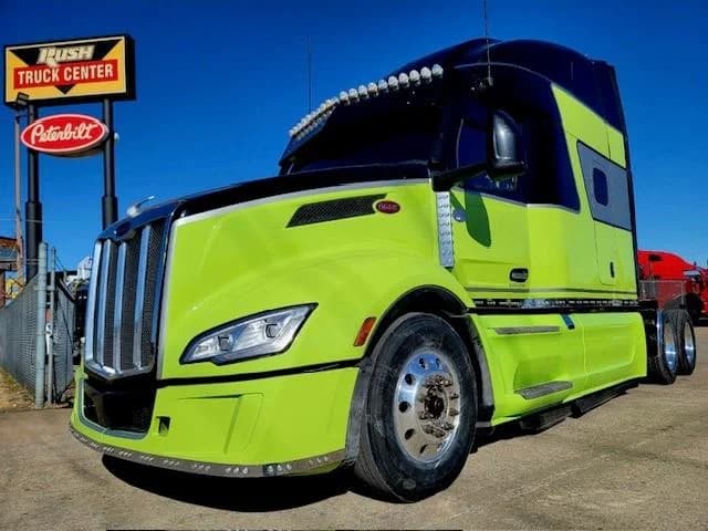 2022 Peterbilt 579 in Tulsa, OK — photo 2