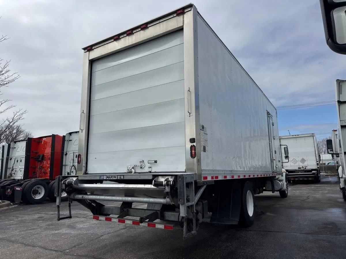 2019 International 4300 in Bolingbrook, IL — photo 4