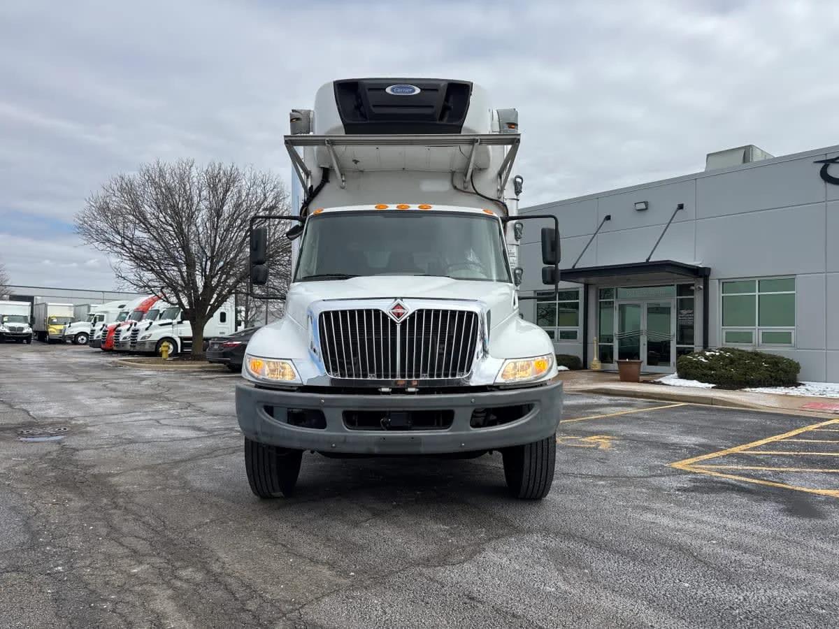 2019 International 4300 in Bolingbrook, IL — photo 2