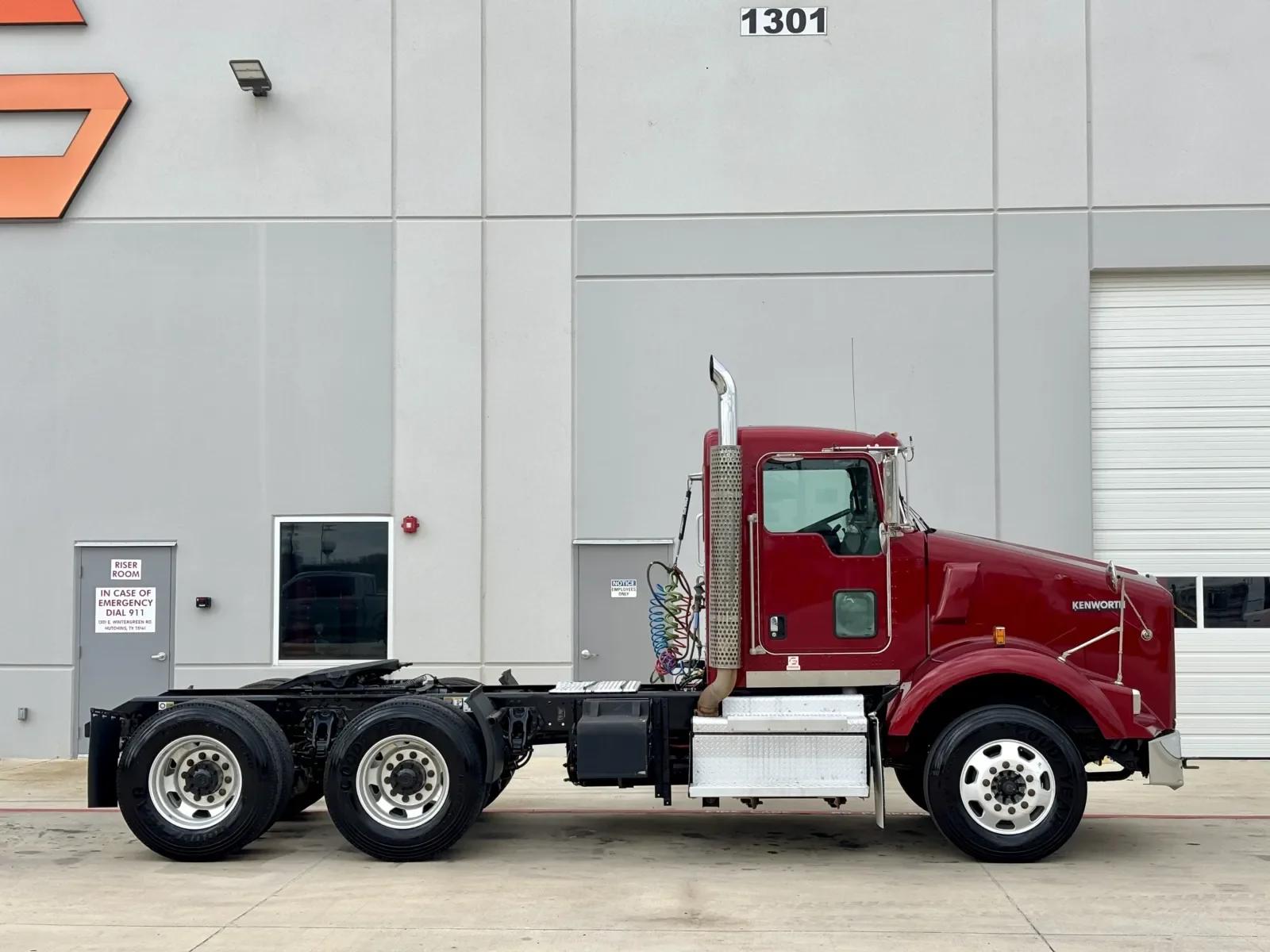 2020 Kenworth T800 in Hutchins, TX — photo 3