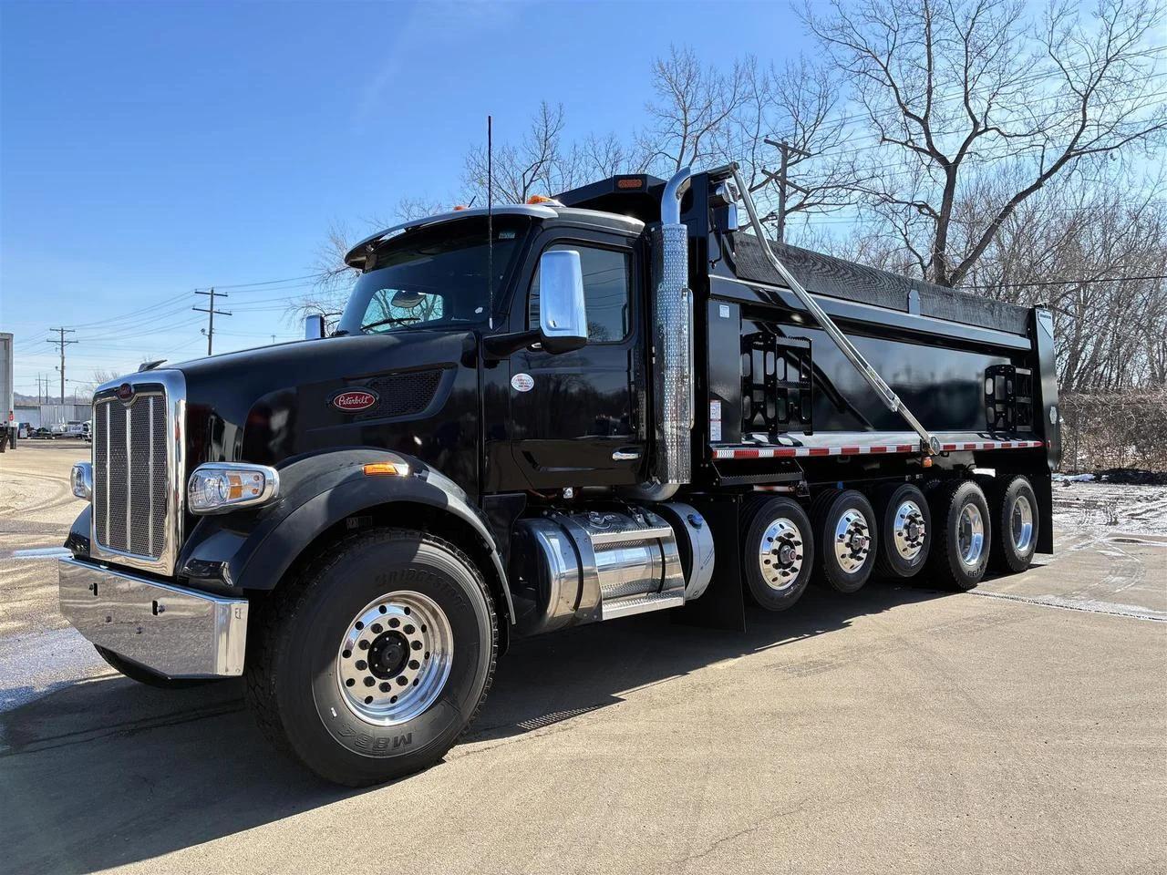 2026 Peterbilt 567 in South St. Paul, MN — photo 12