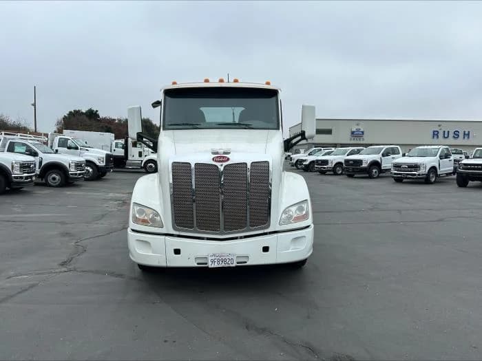 2019 Peterbilt 579 — photo 3