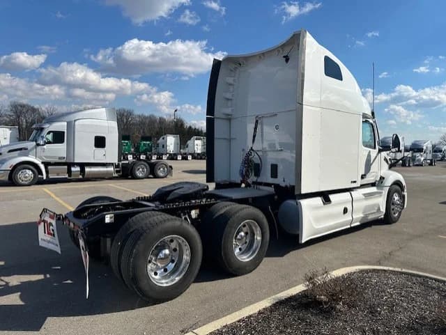 2024 Peterbilt 579 in Dayton, OH — photo 5