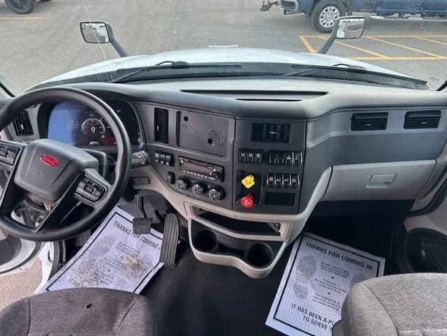 2024 Peterbilt 579 in Dayton, OH — photo 14