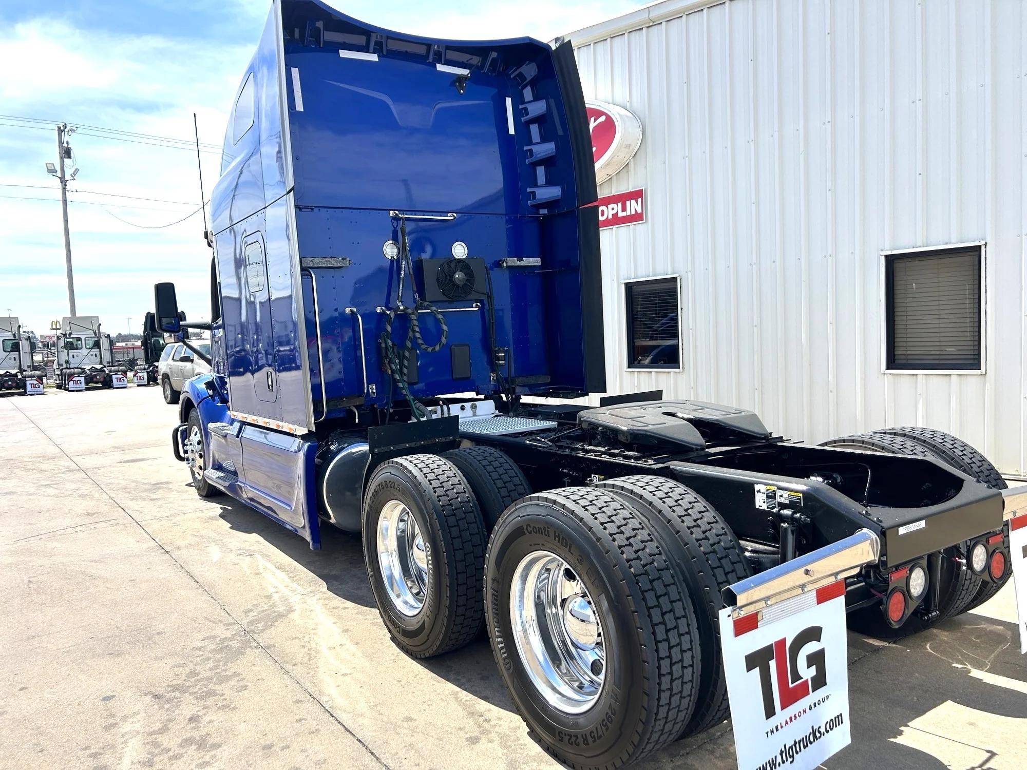 2023 Peterbilt 579 in Joplin, MO — photo 5