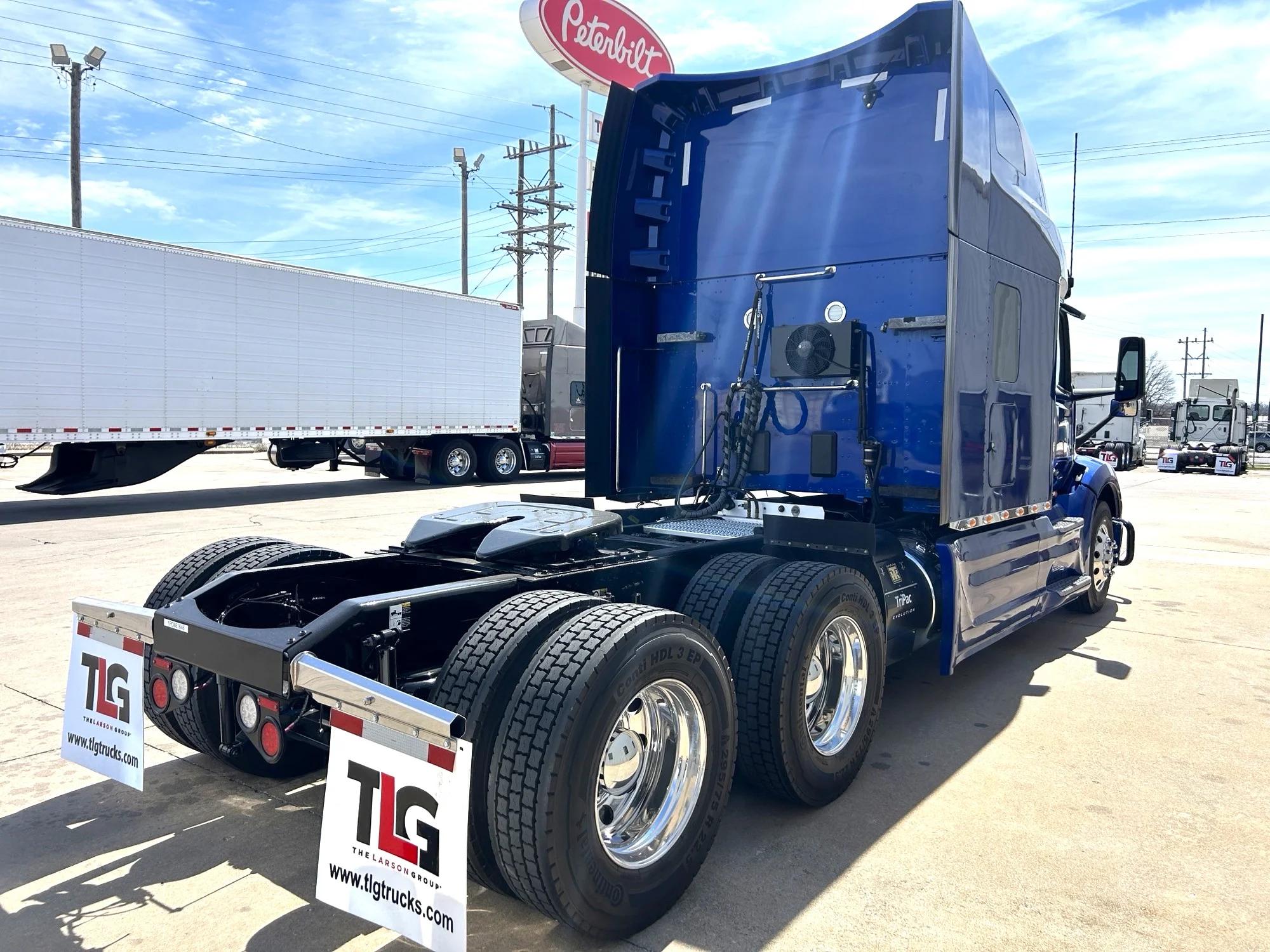 2023 Peterbilt 579 in Joplin, MO — photo 7