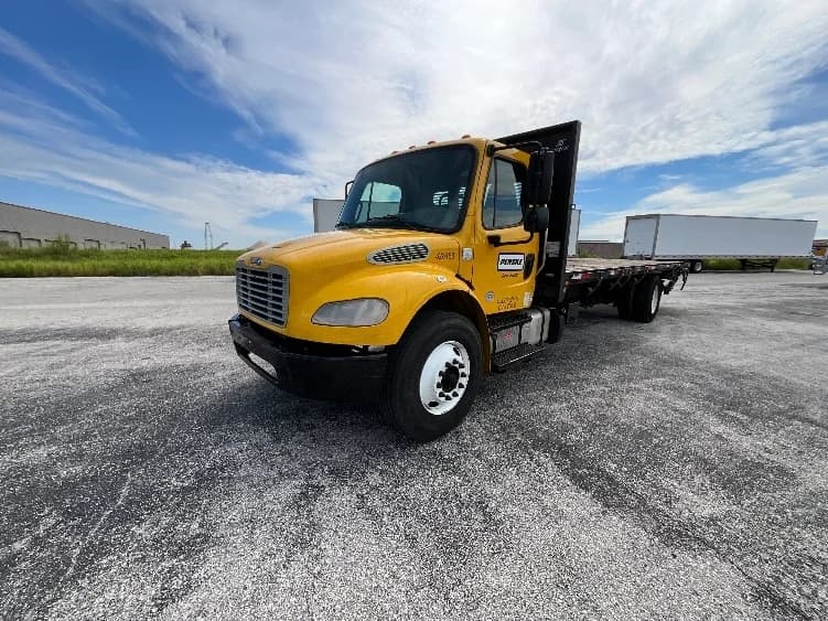 2019 Freightliner M2 106