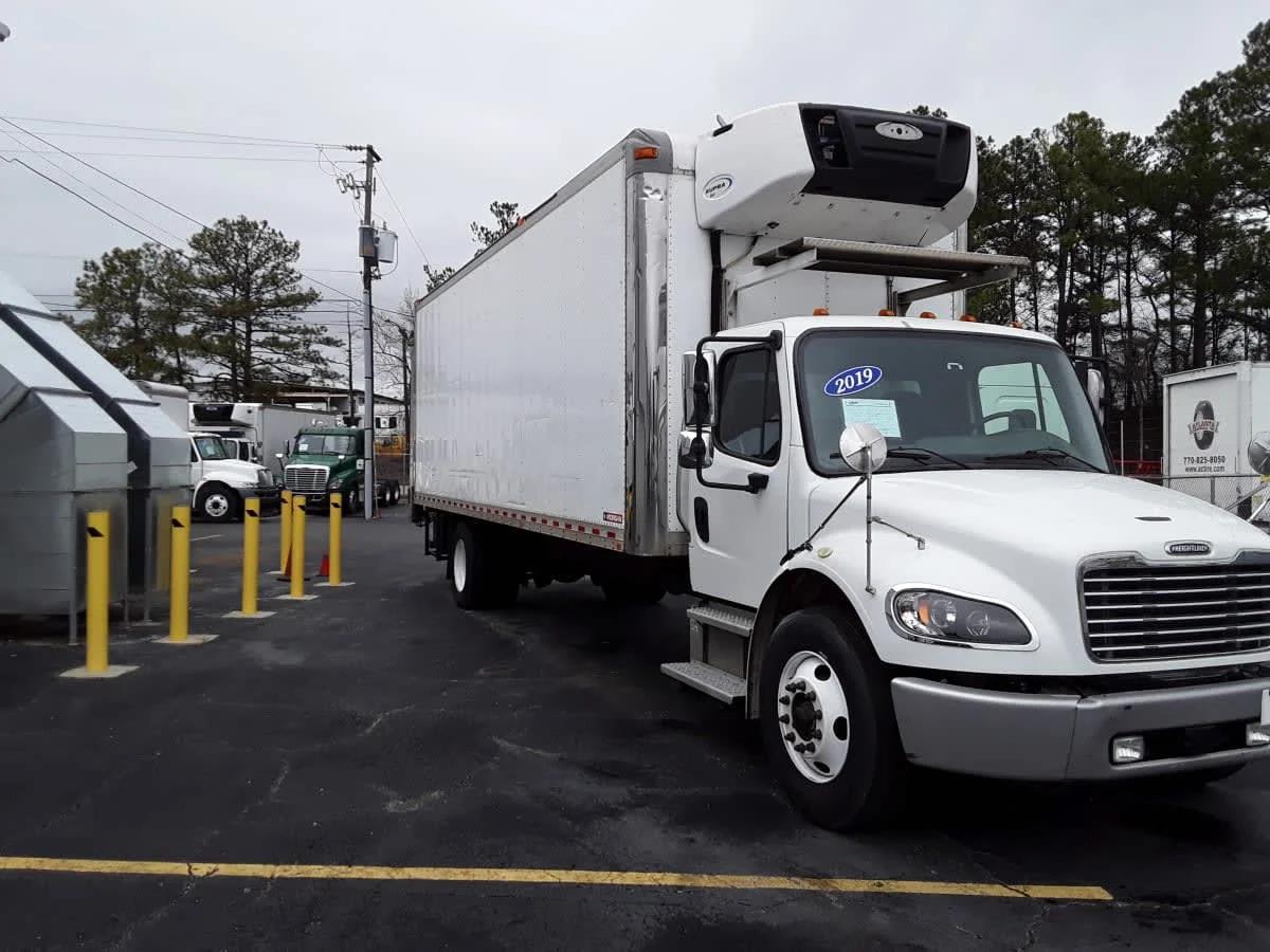 2019 Freightliner M2 106
