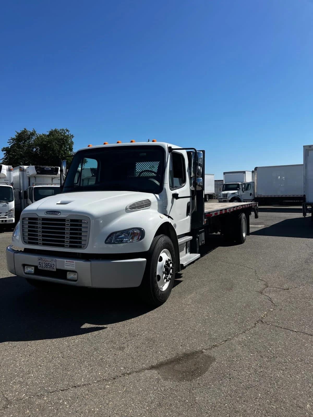 2018 Freightliner M2 106