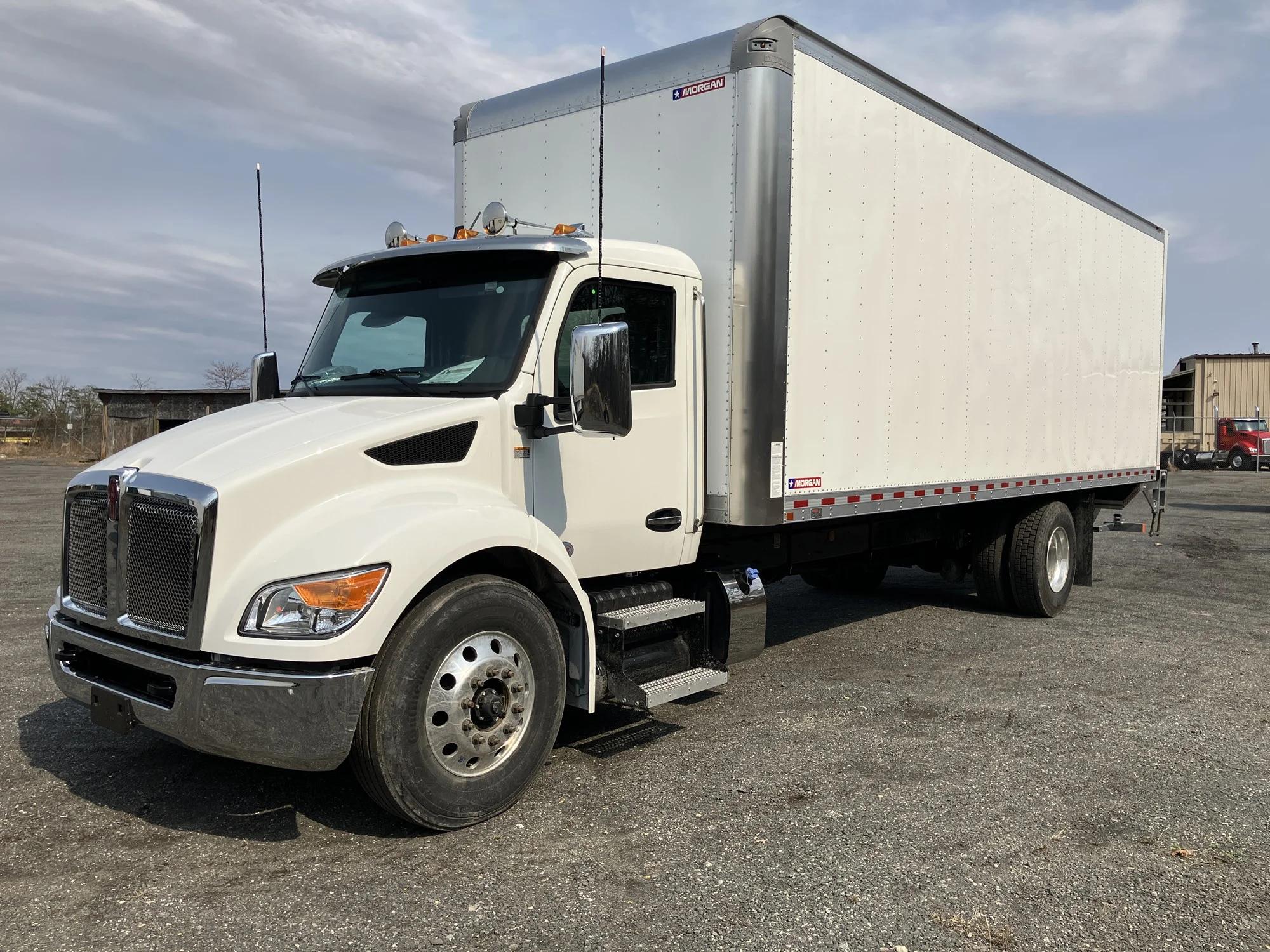 2025 Kenworth T280 in Manassas, VA, VA — photo 2