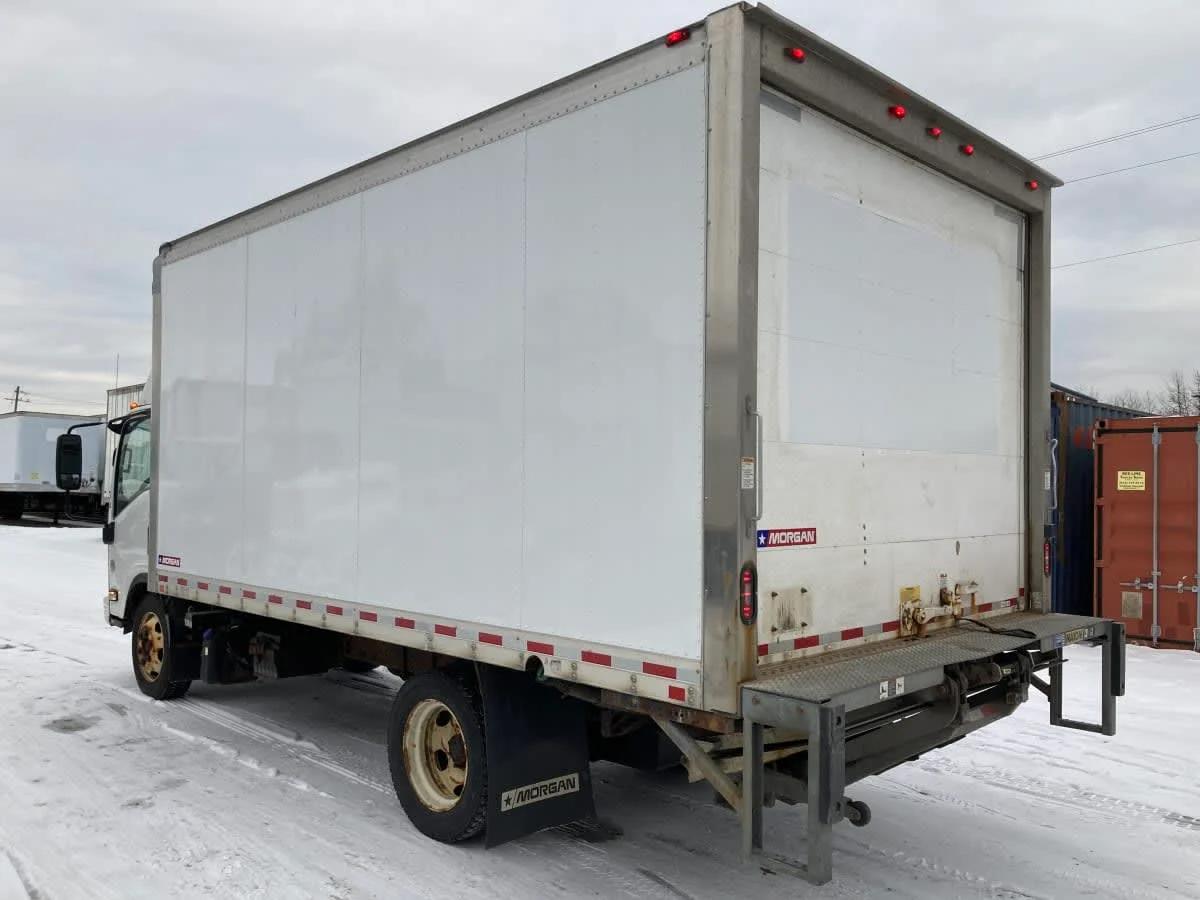 2018 Isuzu NRR in Springfield, MA — photo 6