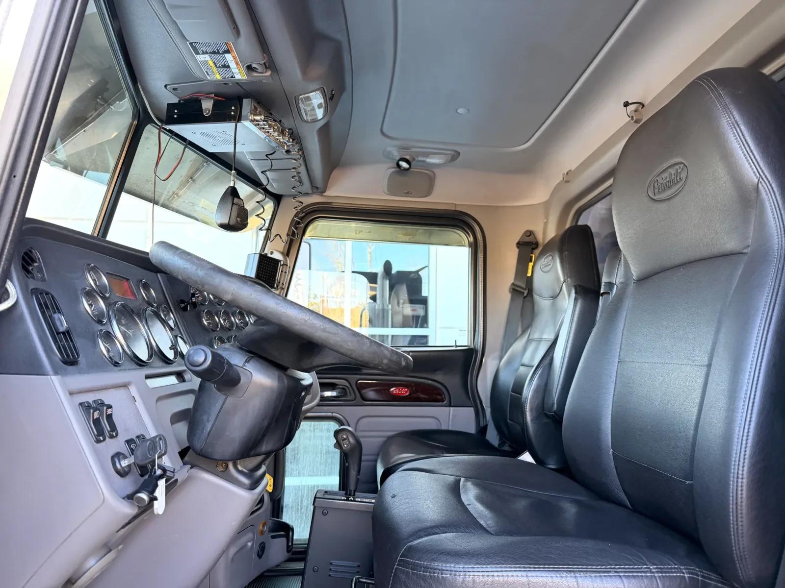 2021 Peterbilt 389 in Greer, SC — photo 15