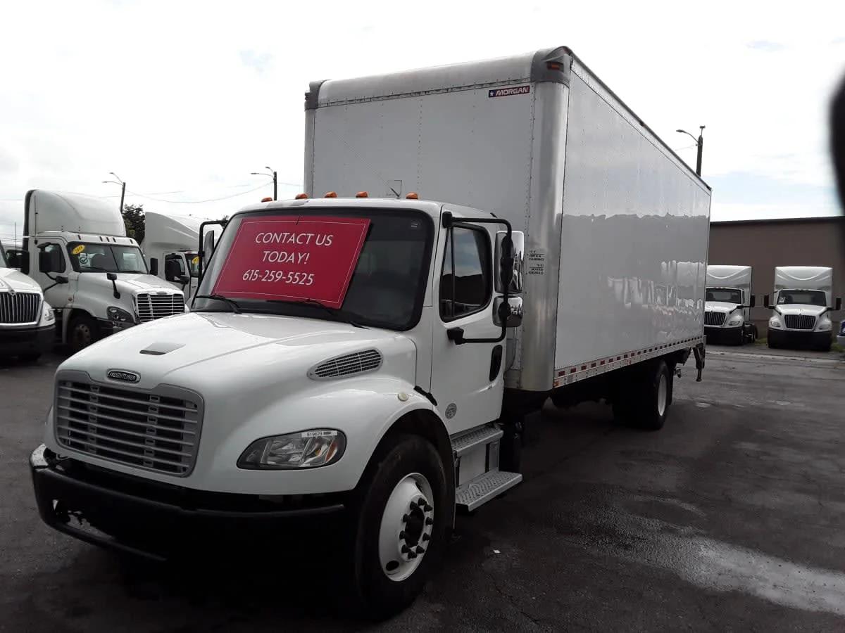 2019 Freightliner M2 106
