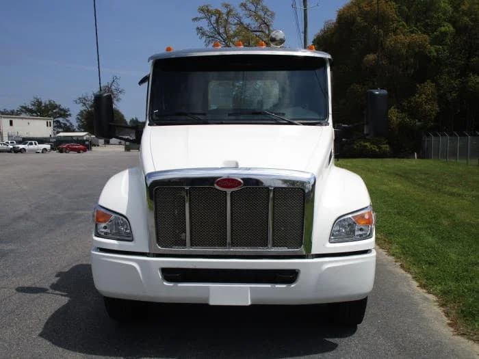 2025 Peterbilt 537 in Mobile, AL — photo 3