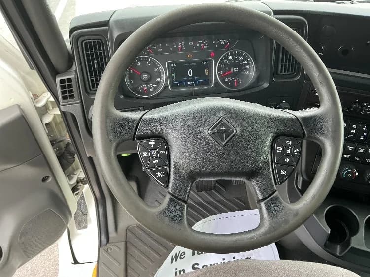 2020 International LT in La Porte, IN — photo 10