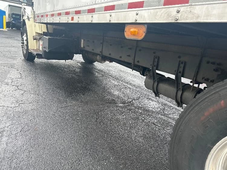 2020 Freightliner M2 106 in Baltimore, MD — photo 5